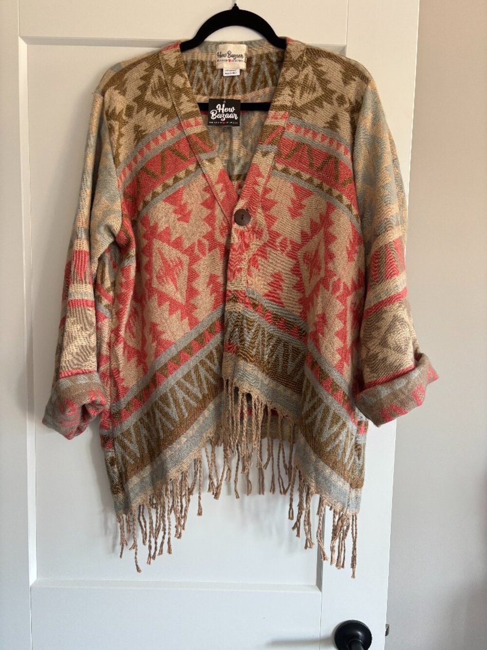 HOW BAZAAR Open Front Cardigan in a Southwestern Geometric Design - New With Tag
